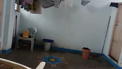 ایک خود اعتماد نوجوان نے ایک خوشگوار خوبصورتی کو کھینچ لیا۔ سکس با الکسیس تگزاس