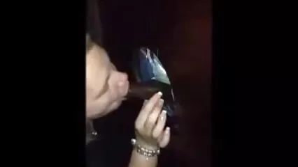 سرخ بالوں فیلمسکسی الکسیس والی لڑکی نے اپنی ٹوپی نچوڑ لی۔