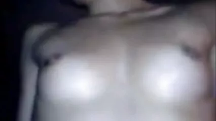 ننگی مالکن سیکس سکس الکسیس با پسر کرتی ہیں اور سیلفی لیتی ہیں۔