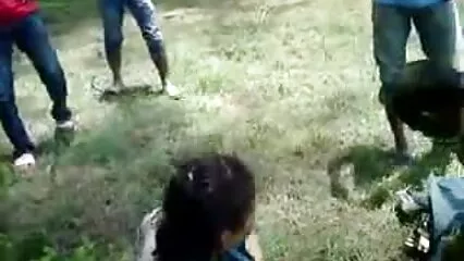 ٹیٹو والے شخص نے دو طالب علموں کو گیلی خاله الکسیس فیلم پائی میں پھاڑ دیا۔