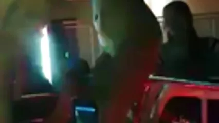 غیر سنجیدہ شرمیلا سکس کون الکسیس موٹے ممبر پر بیٹھ گیا۔