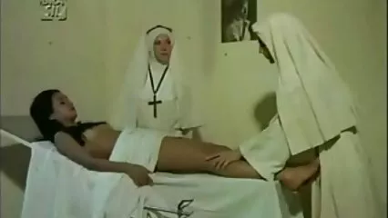 سیکس کی بھوک نے کسبی فیلم سوپر الکسیس تگزاس کو ایک بڑی کمپنی میں رنگ دیا۔