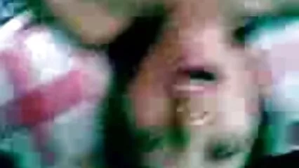 ایک سنہرے بالوں والی اور ایک brunette ایک ننگے کلیپ های سکسی الکسیس سپانسر کو مساج دیتے ہیں.